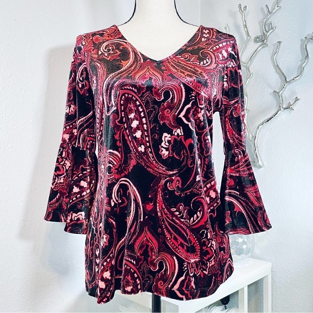 Prelude Red Velvet Flare Sleeve Top Medium